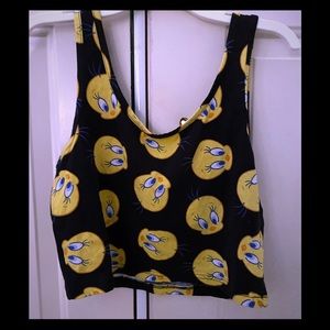 Juniors Tweety bird half tank shirt sz m